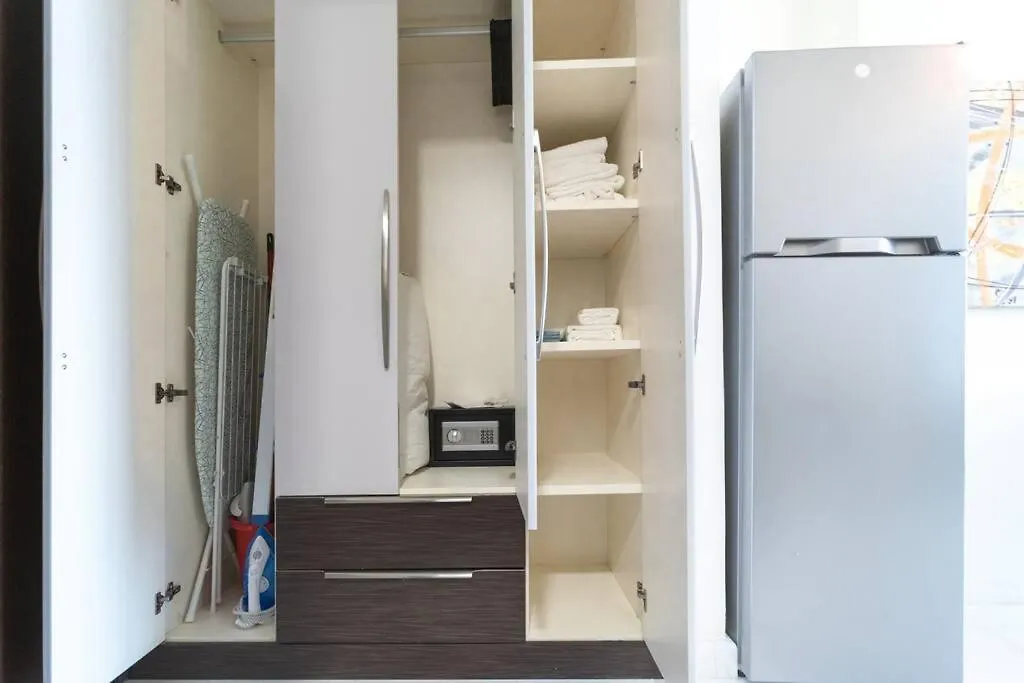 Cosy Studio With Luxurious Pool In Business Bay- Bayz Tower Apartment Dubai United Arab Emirates